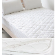 Professional Customized Ice Silk Cooling White Mattress Protector