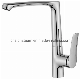  New Modem Single Hole Brass Kitchen Faucet Zinc Alloy Handle Chromed Sanitary Ware Sink Mounted Hot and Cold Kitchen Mixer Tap Faucet
